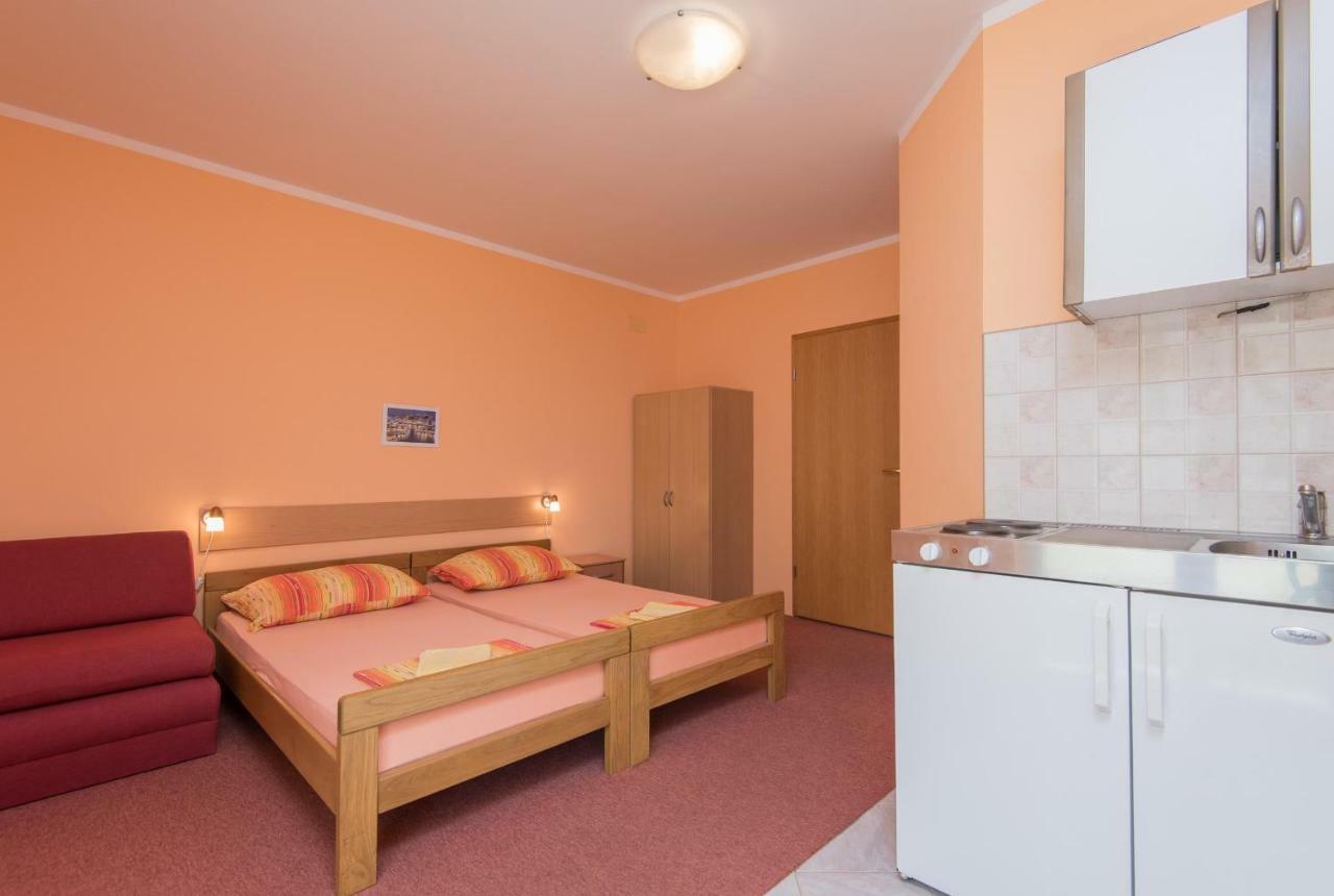 Apartmani Villa Lidija Orebić Kültér fotó