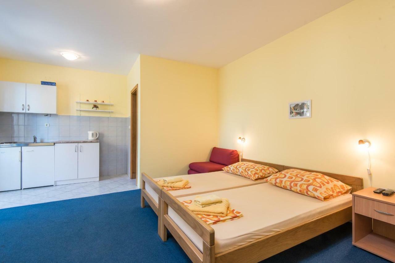 Apartmani Villa Lidija Orebić Kültér fotó