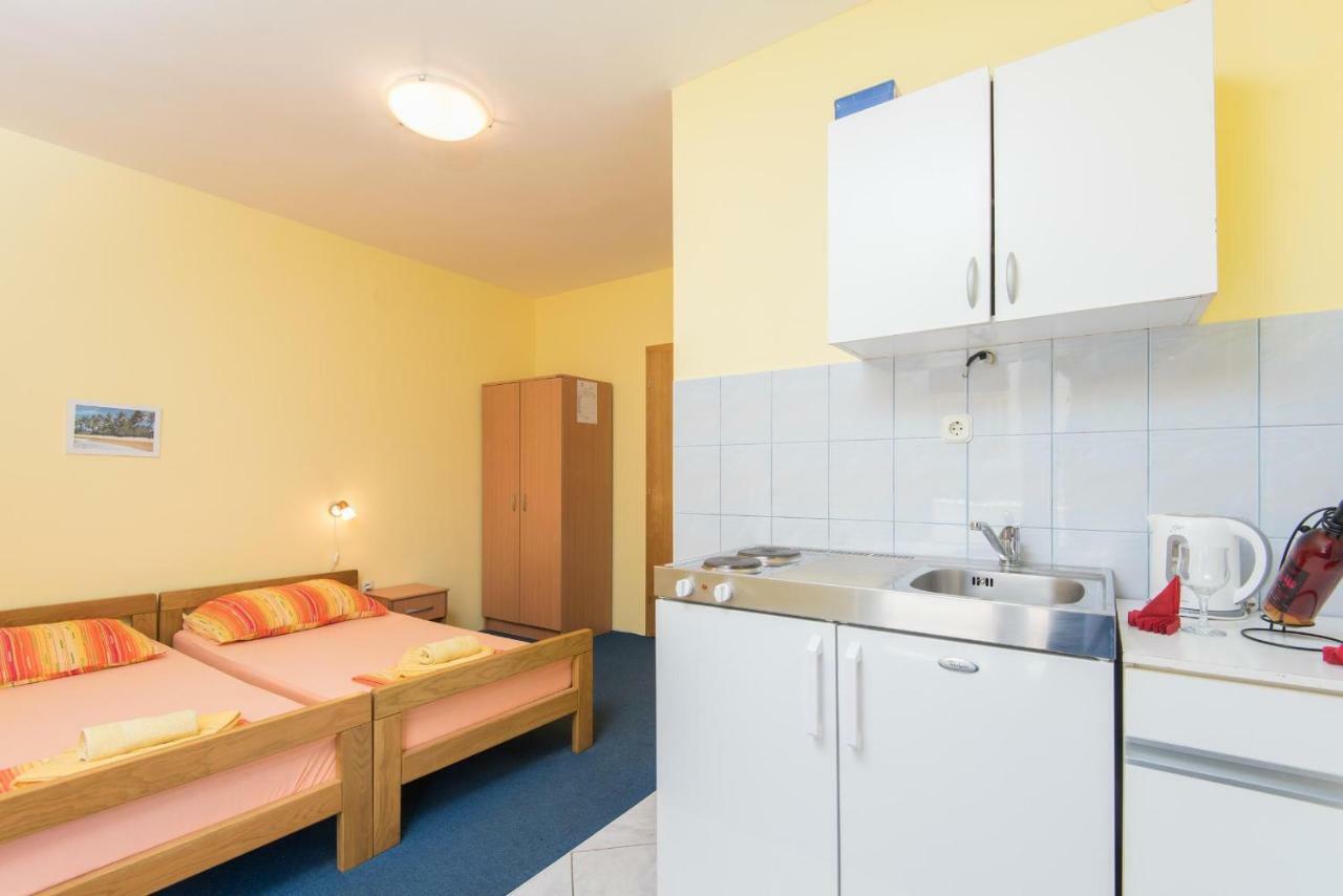 Apartmani Villa Lidija Orebić Kültér fotó